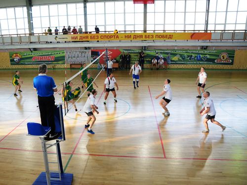 Ачинские депутаты одержали победу в соревнованиях по волейболу